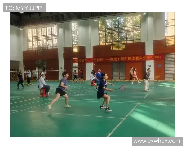 武汉羽毛球队在邀请赛中以61分稳居积分榜首位展现强劲实力